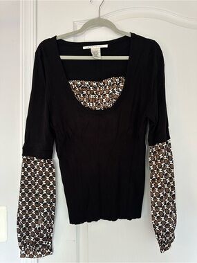 Max Studio Black Scoop Neck Knit Top with Brown & Cream Patterned Sleeves